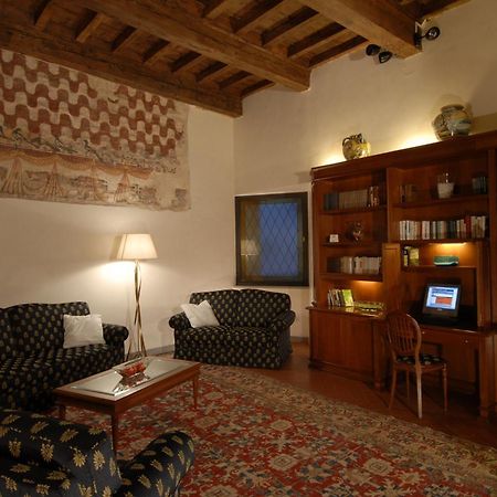 Hotel Degli Orafi Флоренция Стая снимка